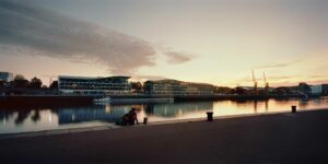 11 12 И Erieta Attali