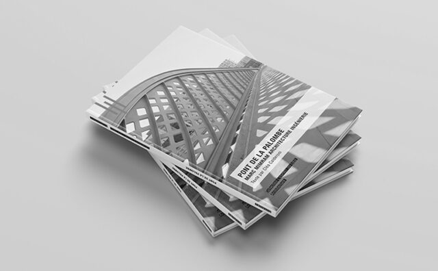Hard Cover A4 Book Mockup 2 NB copie