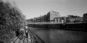 4 11 И Erieta Attali