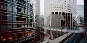 1 4 И Erieta Attali