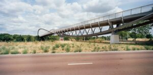 20 10 И Erieta Attali