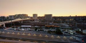 4 1 И Erieta Attali