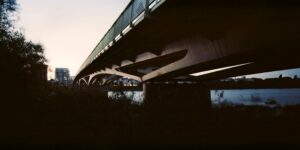 4 9 И Erieta Attali